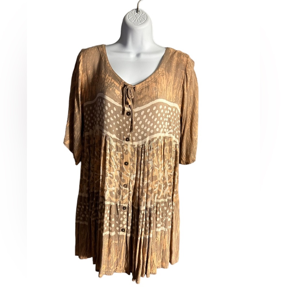 NWT.  Hippie Boho Blouse by Sacred Threads. BL/RD7. 222401